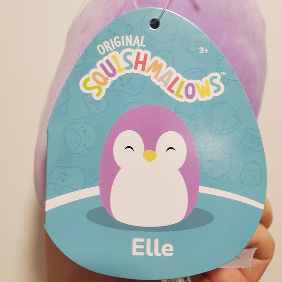 Elle, The Penguin, 5" Canadian Tag Squishmallows - Picture 6 of 8